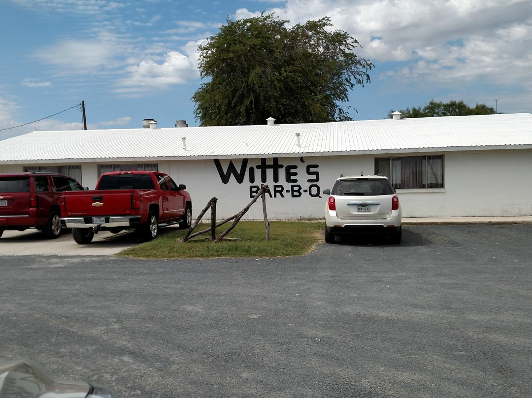 La Vernia餐馆和美食-Witte's Barbeque & Steak House