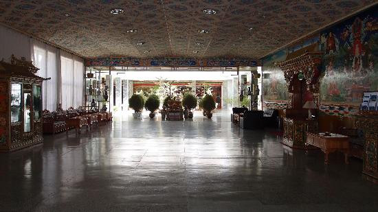 江孜饭店主图