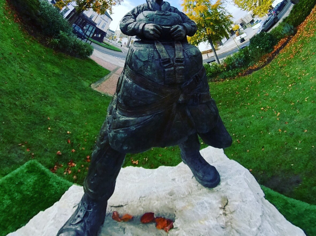 Airborne Soldier Statue景点图片