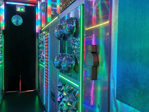 The Upside Down Amsterdam-阿姆斯特丹必去景点