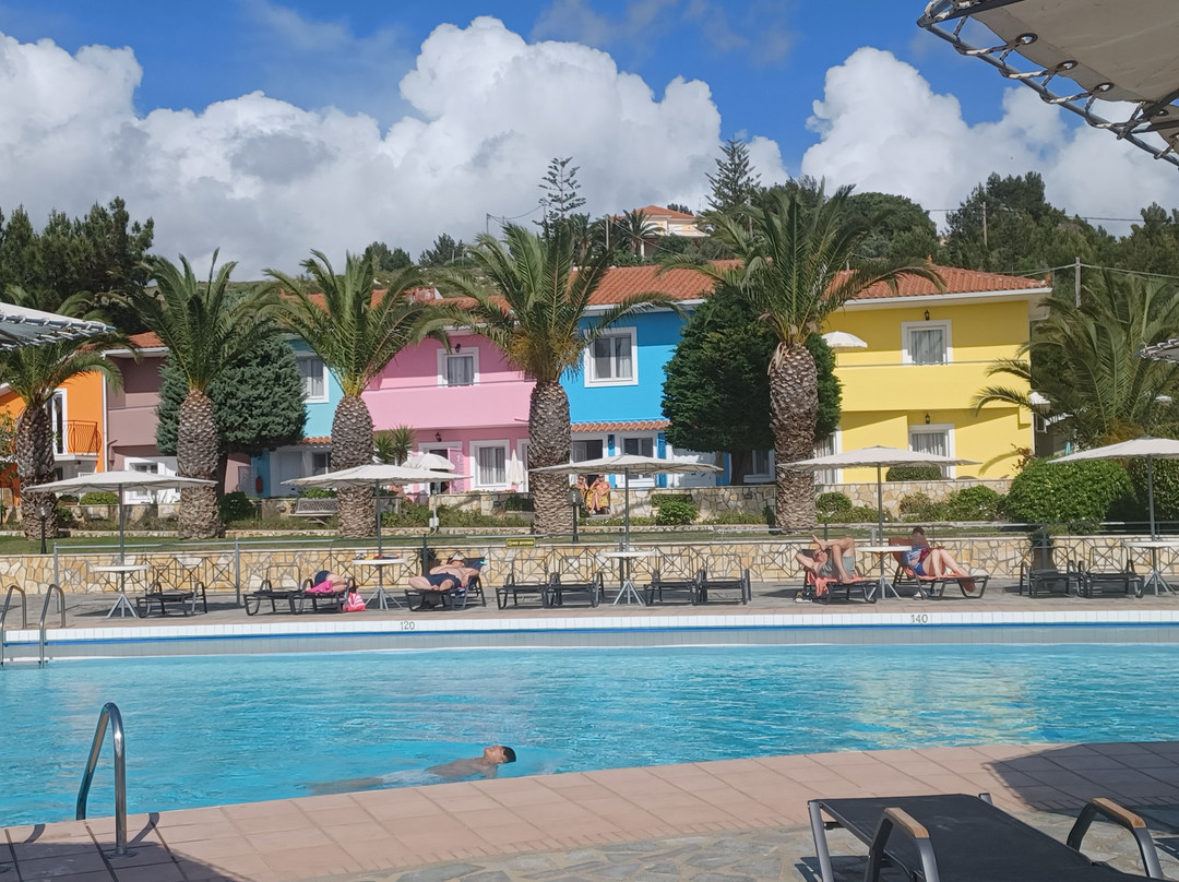 San Lorenzo Village主图