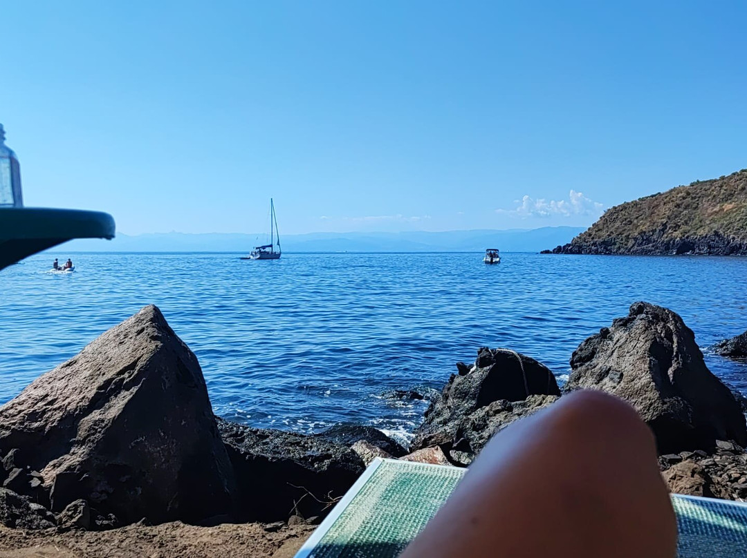 Spiaggia del Cannitello景点图片