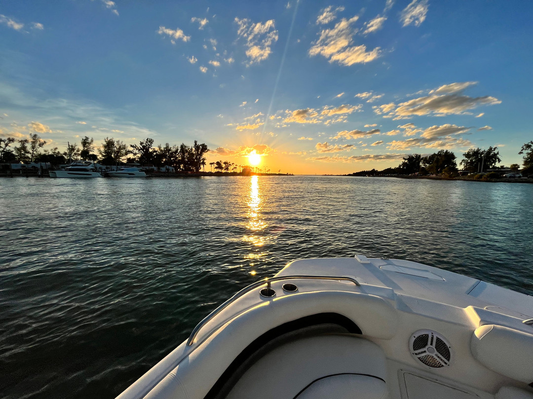 Great Day Boat Tours Llc-威尼斯必去景点