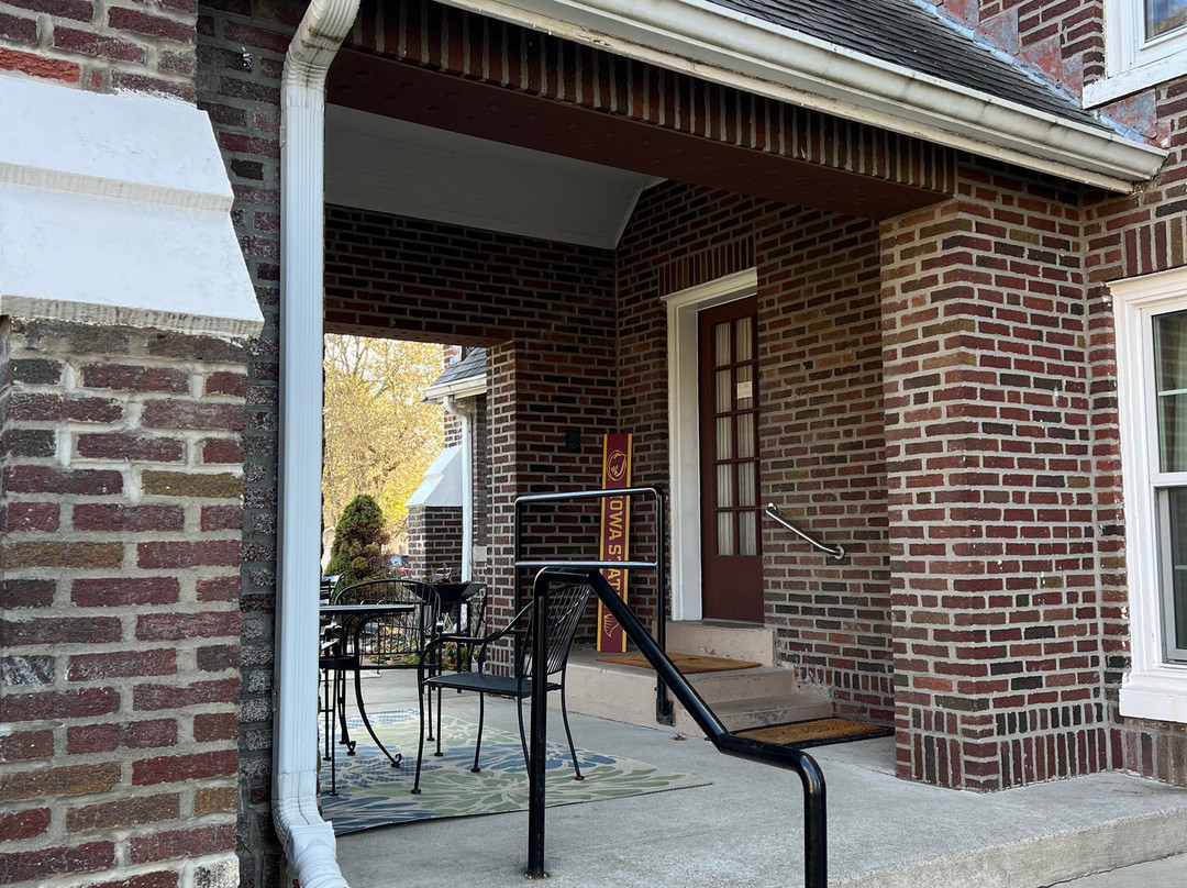 艾奥瓦豪斯酒店主图