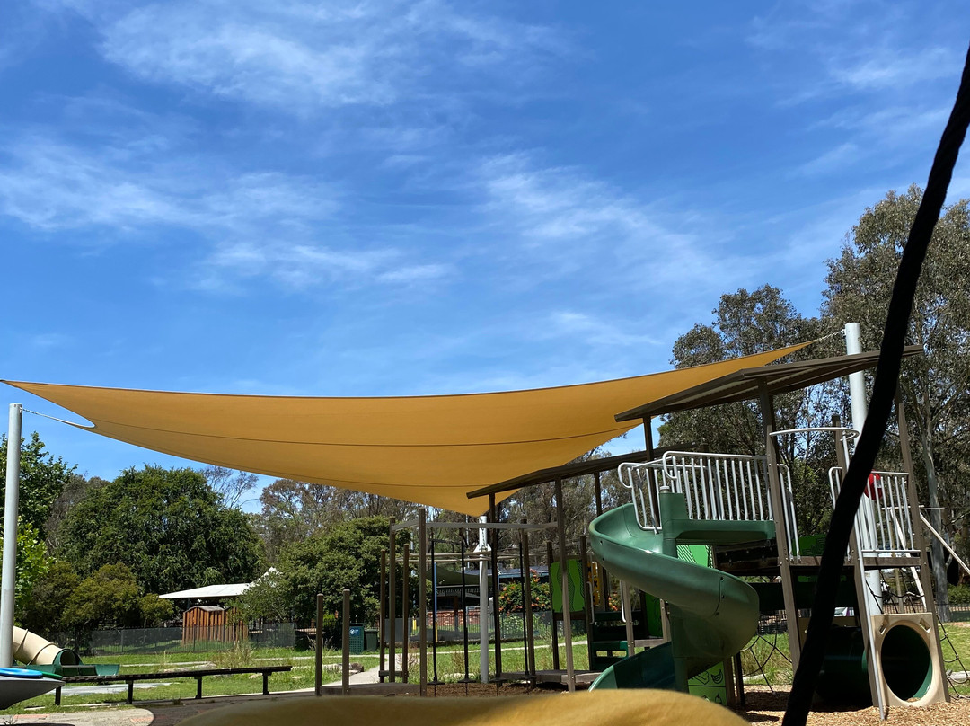 Gordon and Sheila Ferguson Park-Hurstbridge必去景点