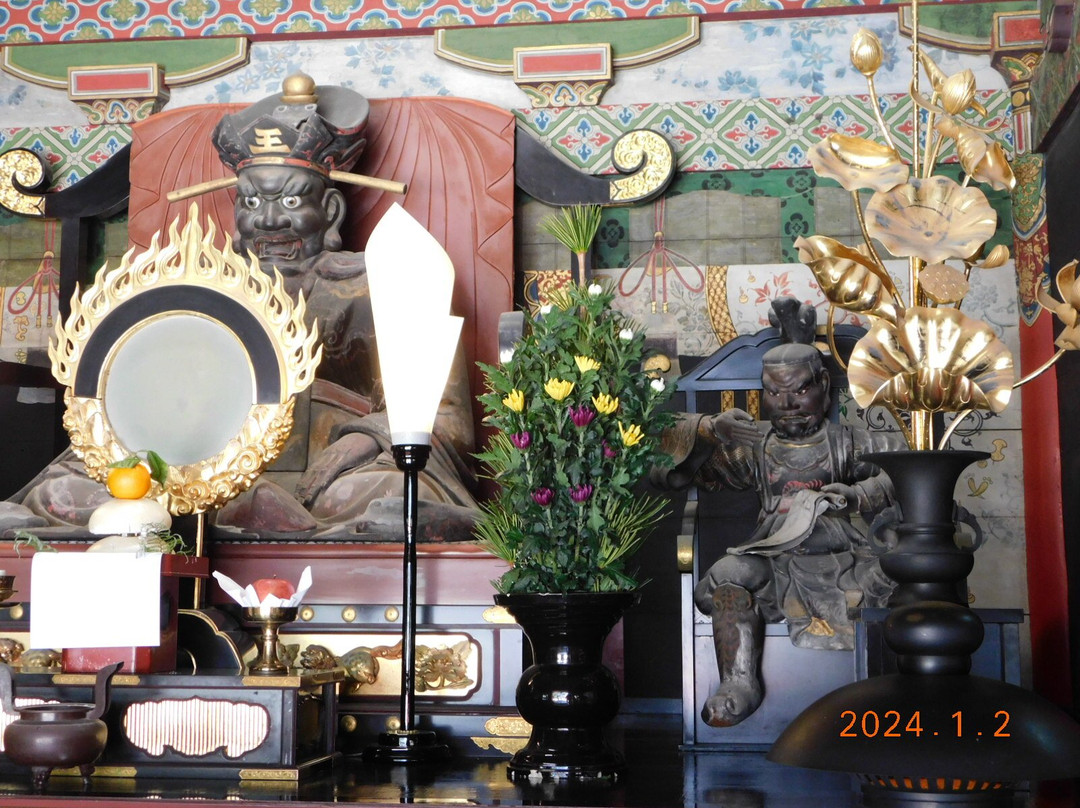 Nakayama-dera Temple Emmado-宝冢市必去景点