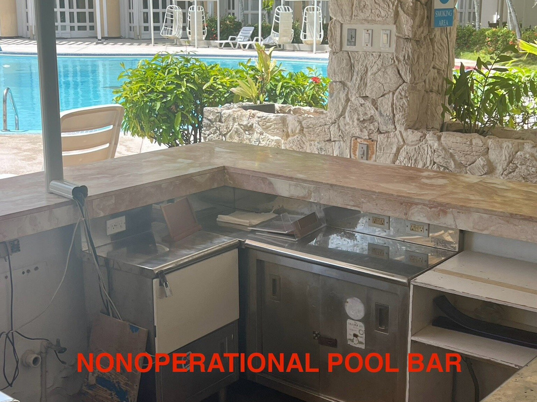 哈发代海滨酒店主图