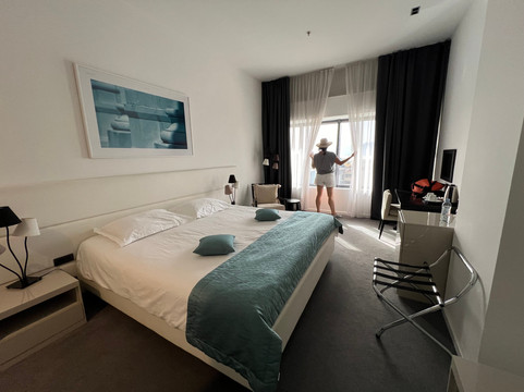 阿瑞埃姆酒店主图