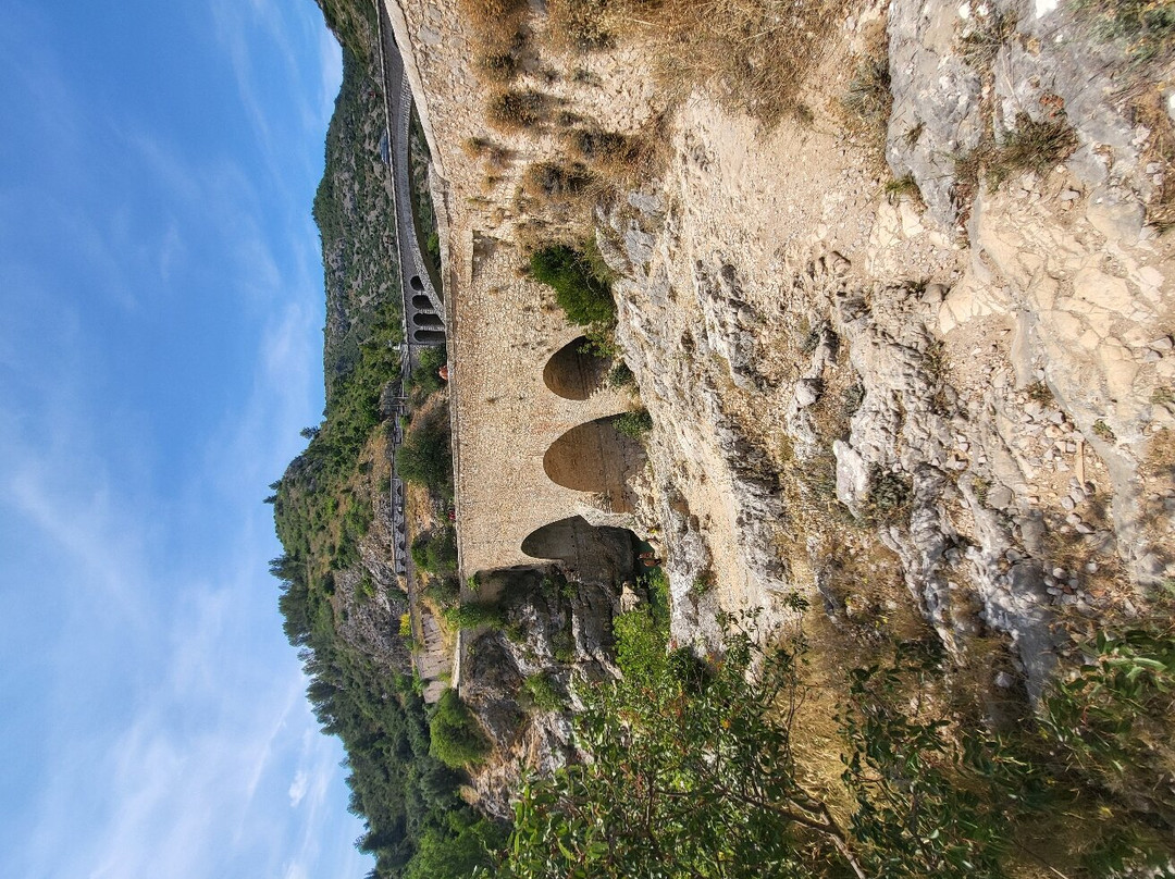 le Pont du Diable  Aniane-Aniane必去景点