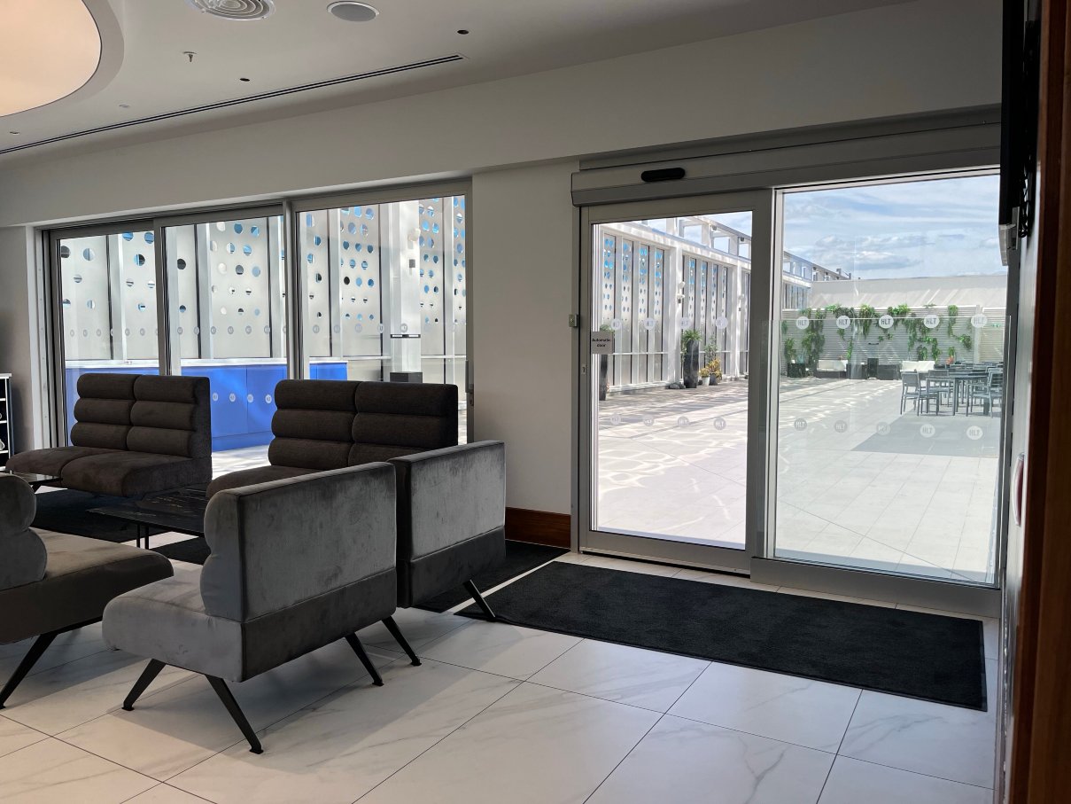 拉图尔酒店-商务中心/多功能厅