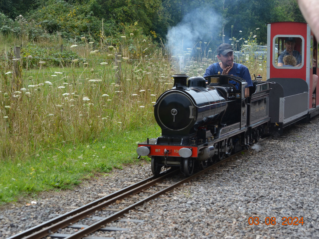 Eastleigh Lakeside Miniature Railway景点图片
