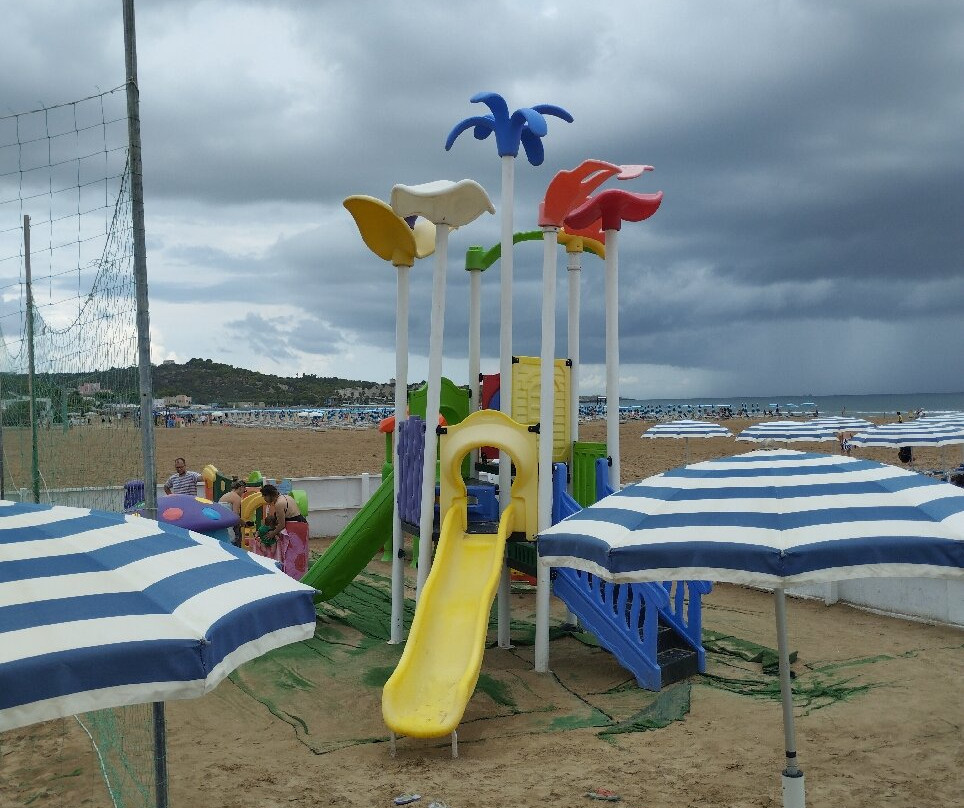 La Bussola Beach-维耶斯泰必去景点