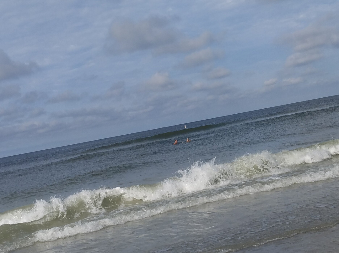 Sandalwood Beach Resort主图