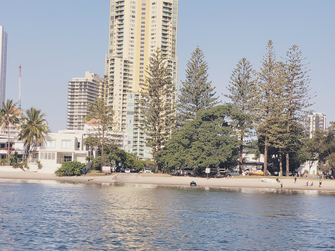 Capri Boat Hire Pty Ltd-冲浪者天堂必去景点