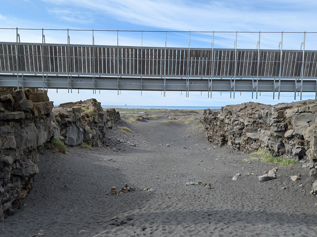 Bridge Between Continents-南部半岛必去景点