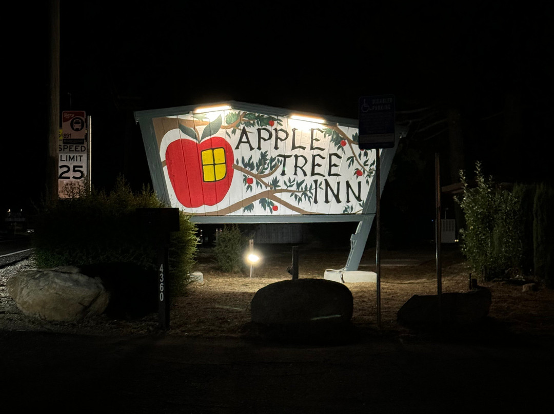 Apple Tree Inn主图