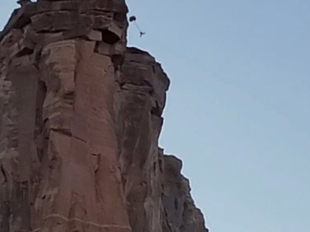 Base Jump Moab-莫阿布必去景点