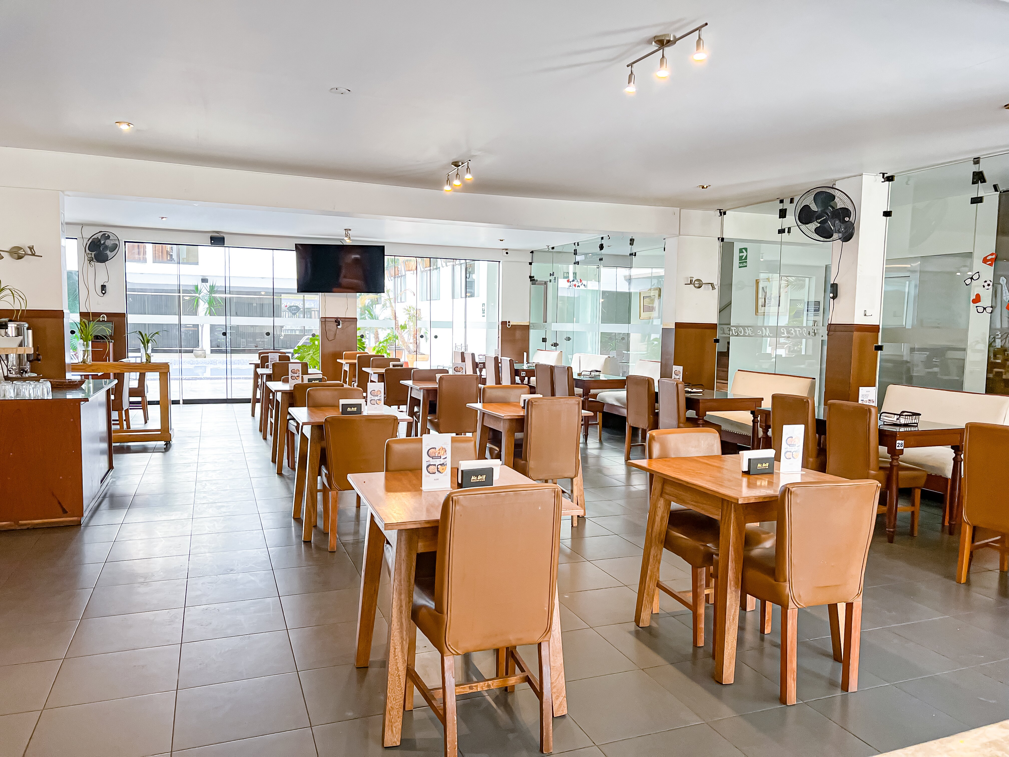 Mc Hotel Ica-餐饮