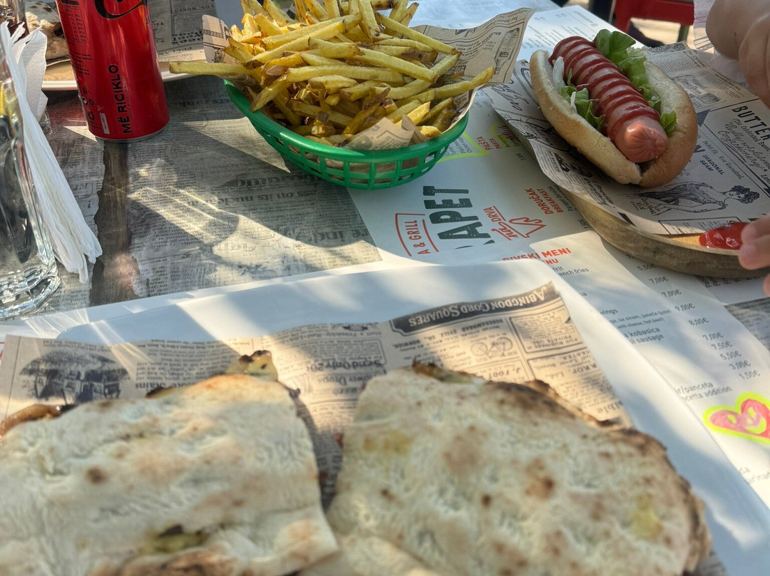 Parapet Pizza & Grill