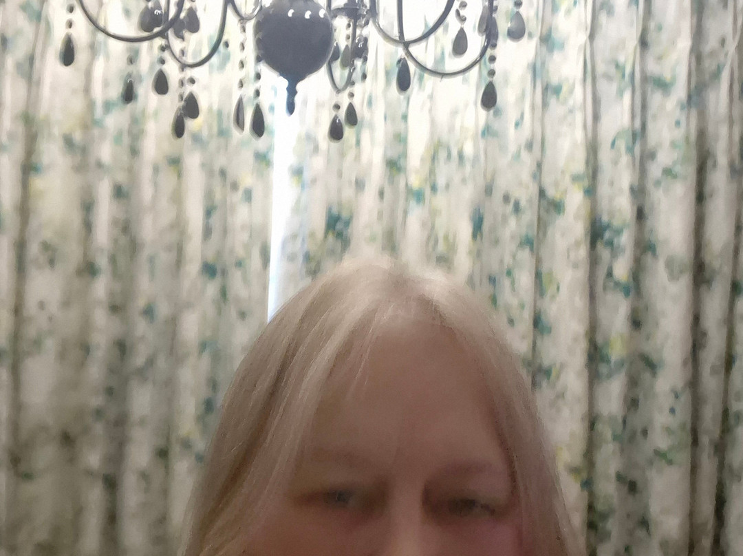 The White Horse主图