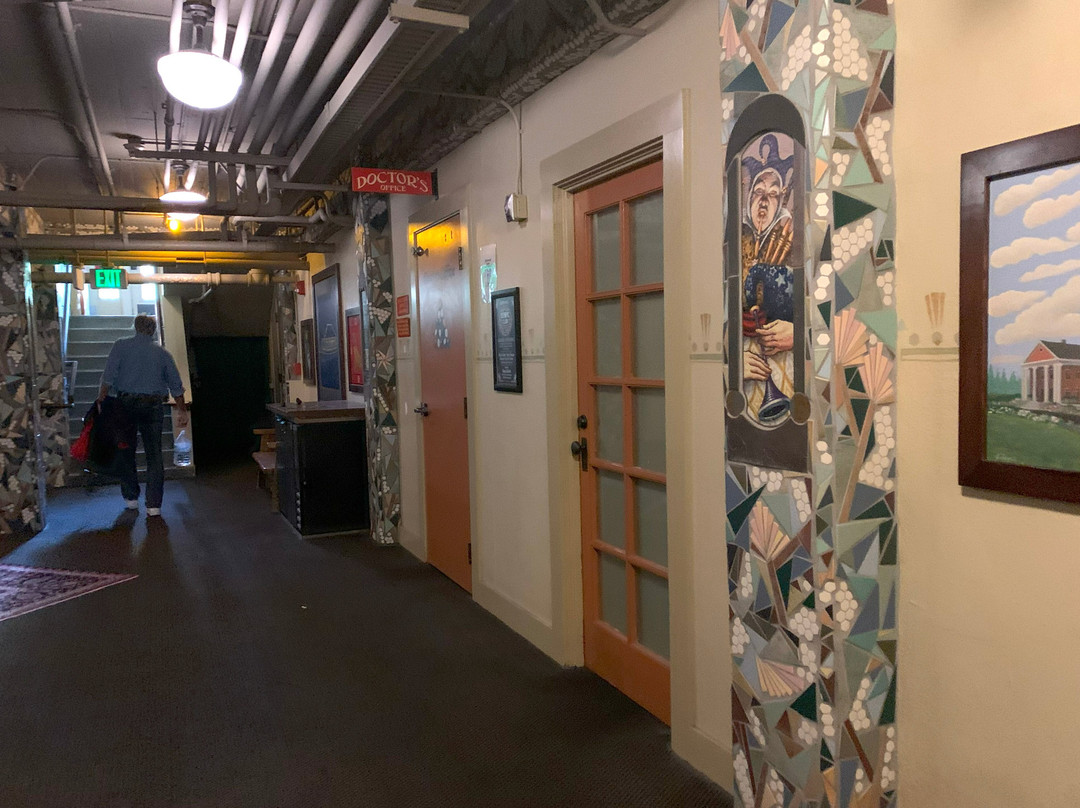 McMenamins Grand Lodge主图