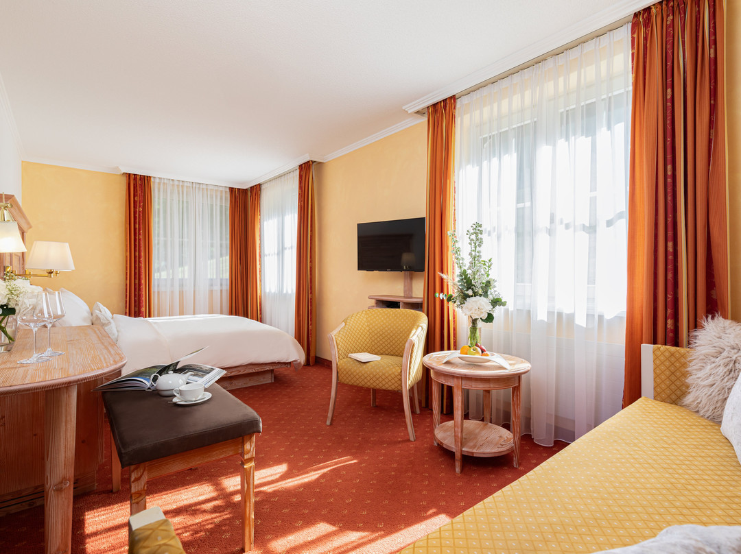 Hotel Waldhaus主图