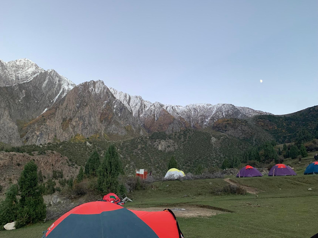 Hunza Guides Pakistan Tours Trekking & Expeditions-伊斯兰堡必去景点