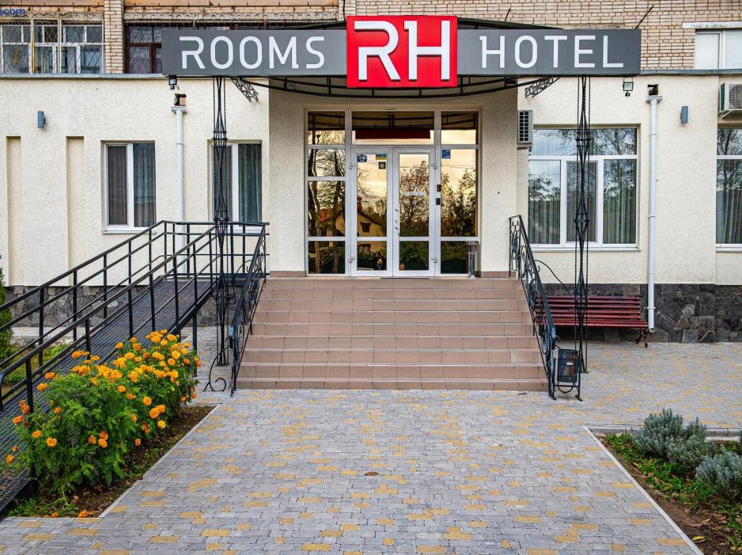 Rooms Hotel