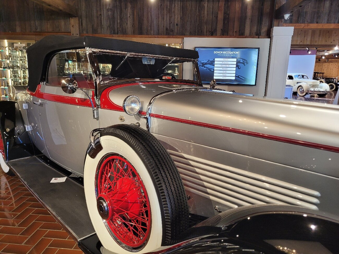 Gilmore Car Museum景点图片