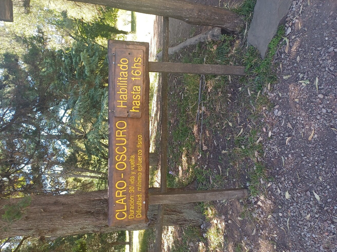 Sendero Claro Oscuro景点图片