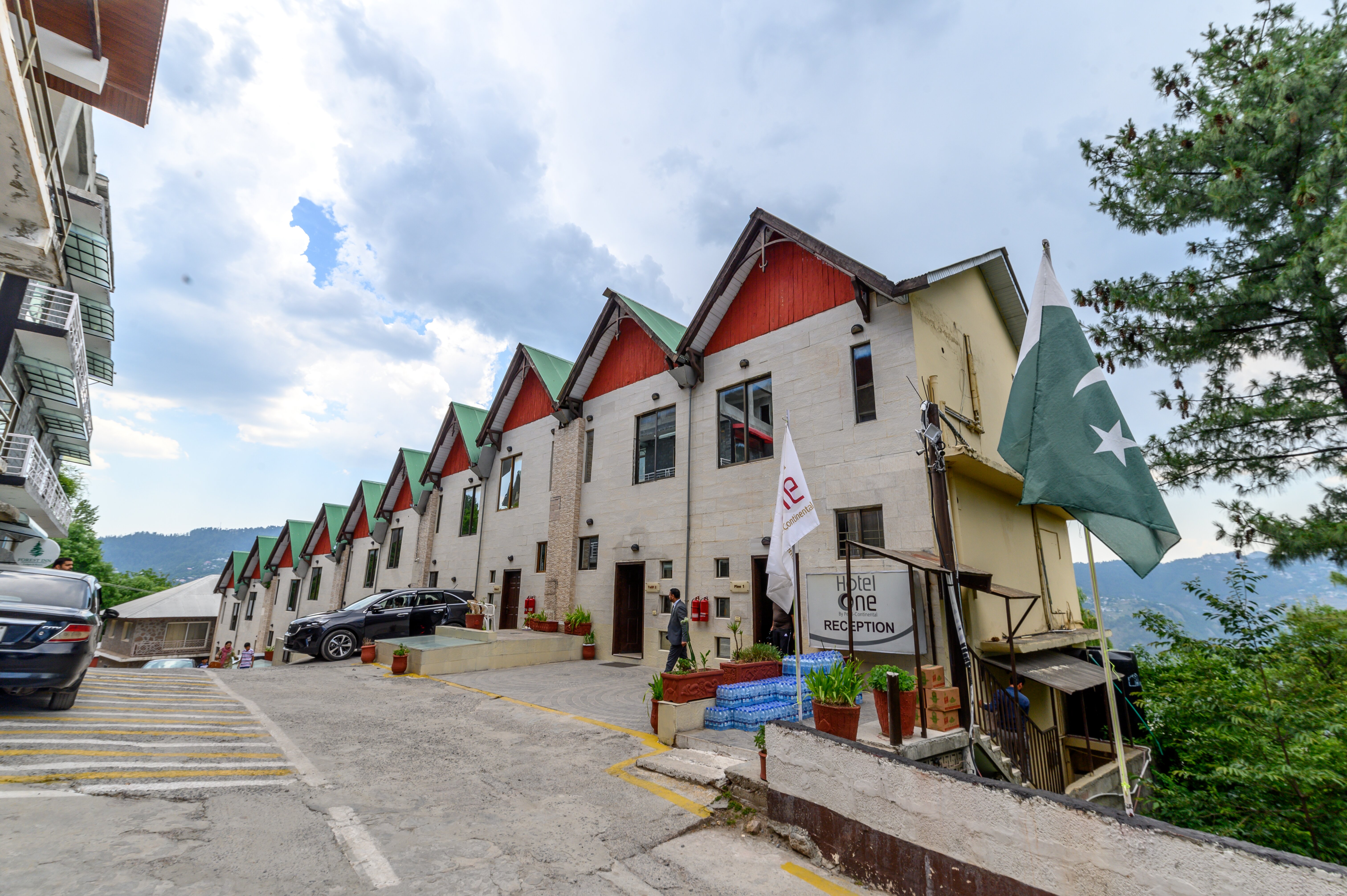 Hotel One Bhurban-浴室