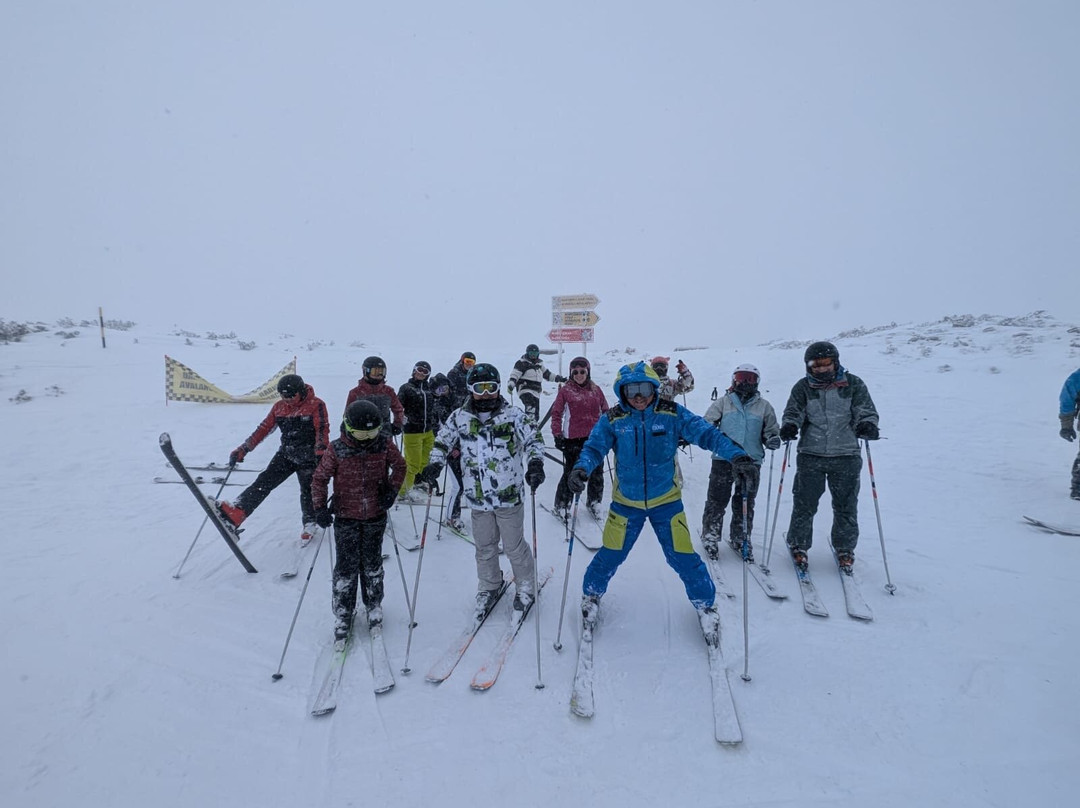 Ski School Borosport-波罗维兹必去景点