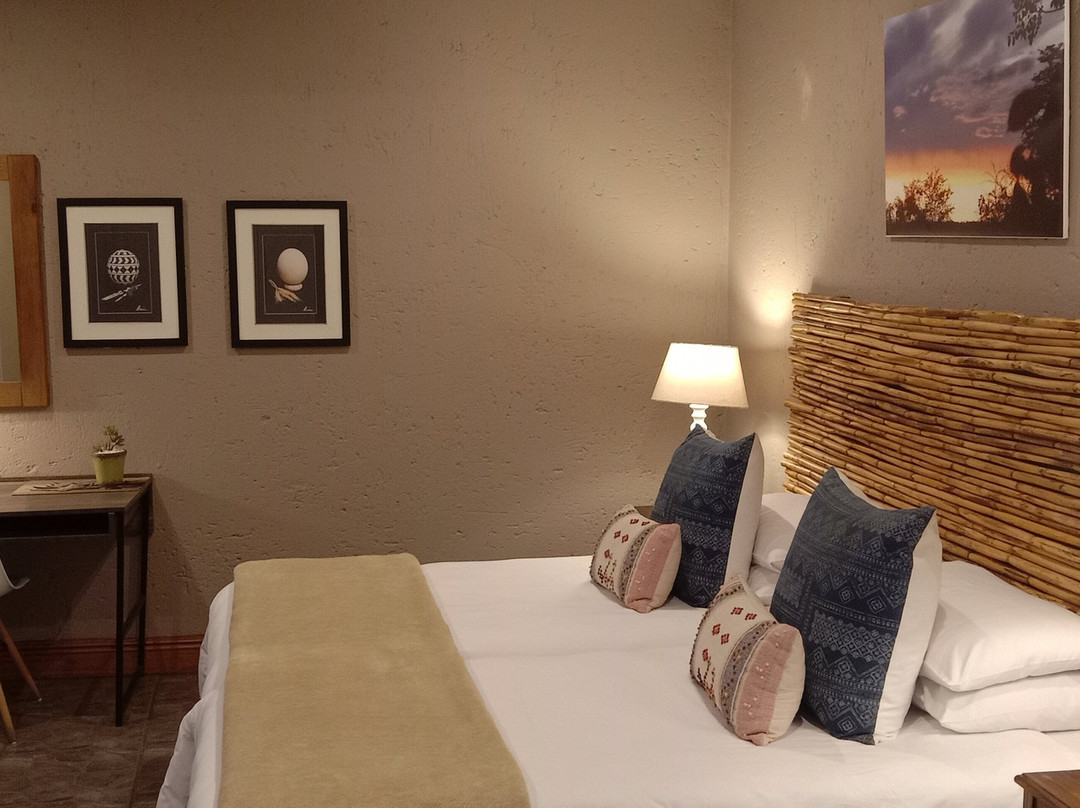 The Safari Club Guest Lodge主图