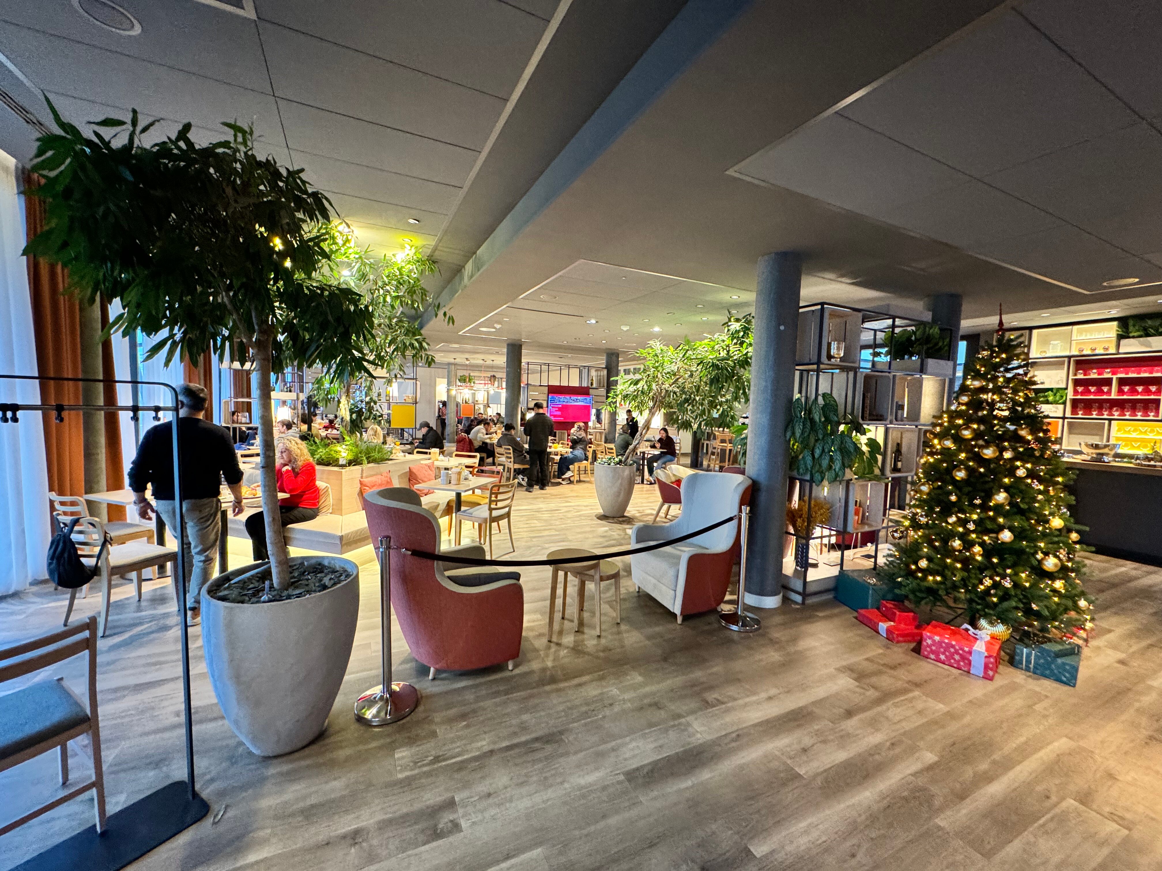 IntercityHotel Zurich Airport-官方