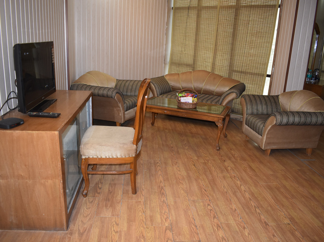 帕德米尼宫酒店主图