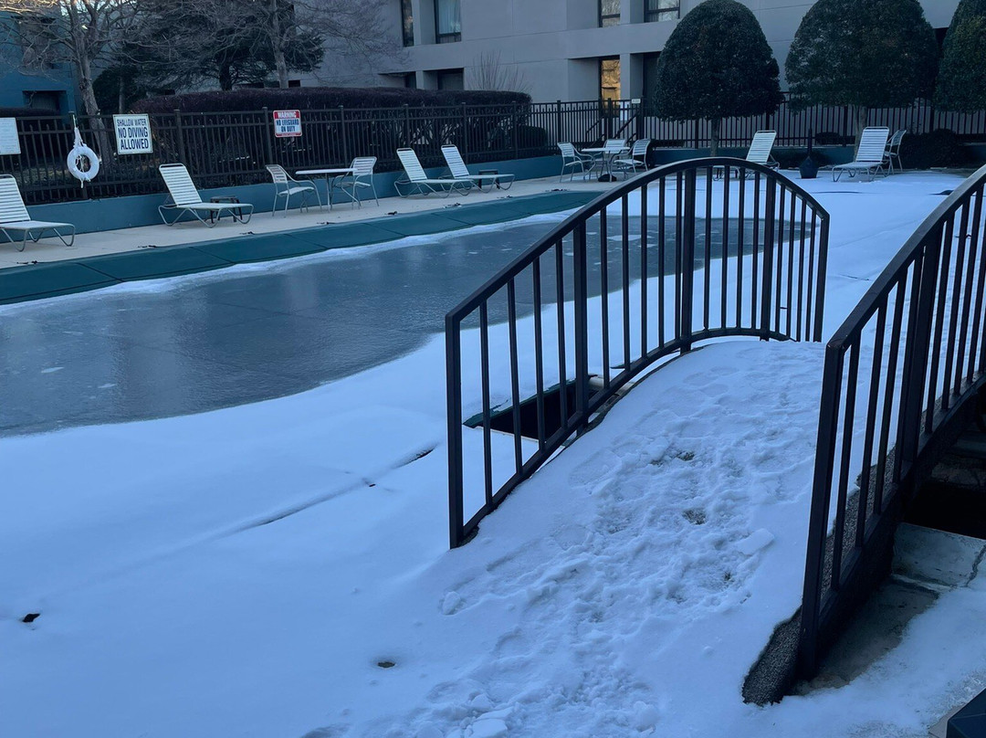 Clarion Inn Airport主图