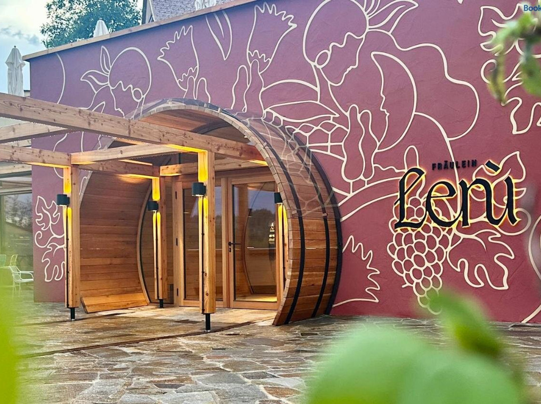 Fräulein Leni Hotel