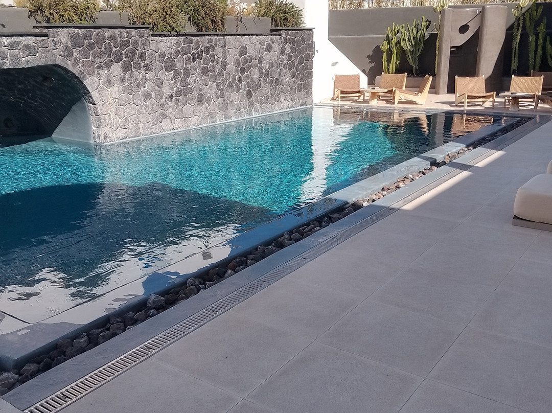 Aval All Suite Hotel