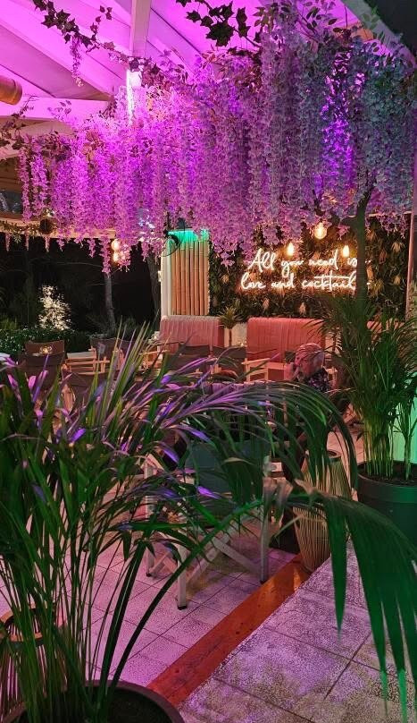 Karma Cocktail bar-Skala必去景点