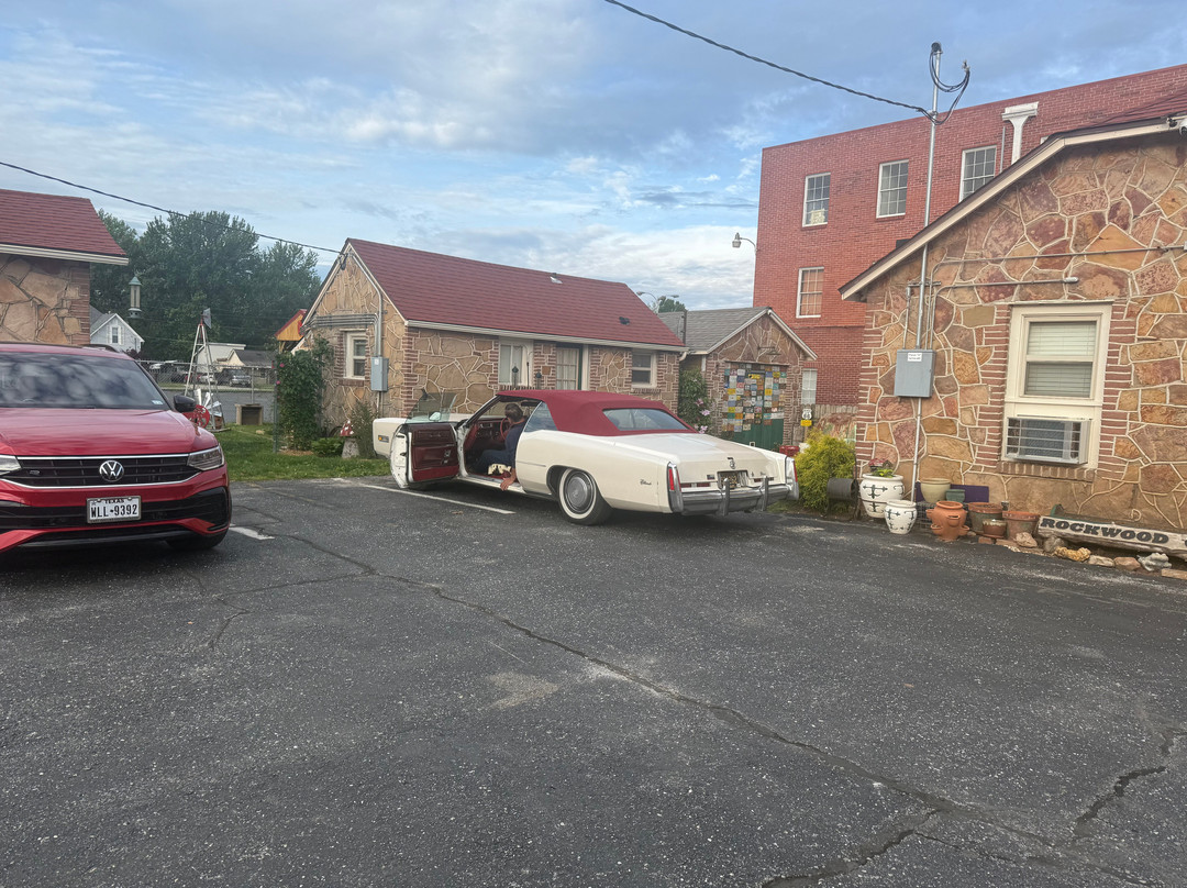 Rockwood Motor Court主图