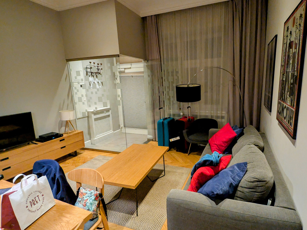 Stradonia Serviced Apartments主图