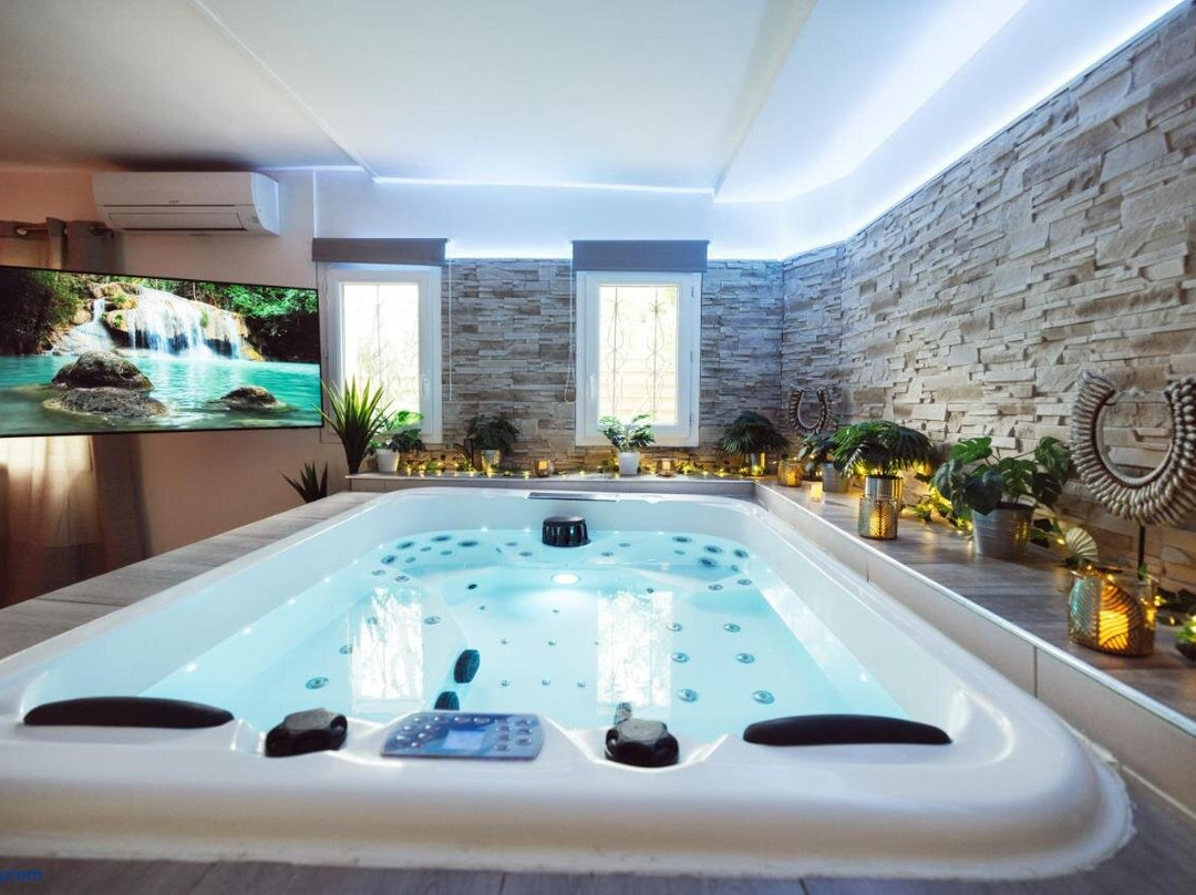 白珍珠套房 SPA 酒店