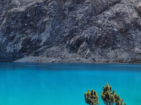 Akilpo-瓦拉斯必去景点