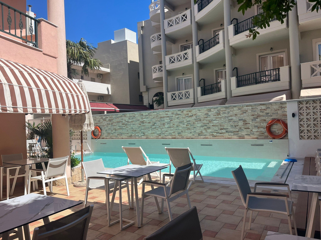 Eliza Hotel By Panel Hospitality主图