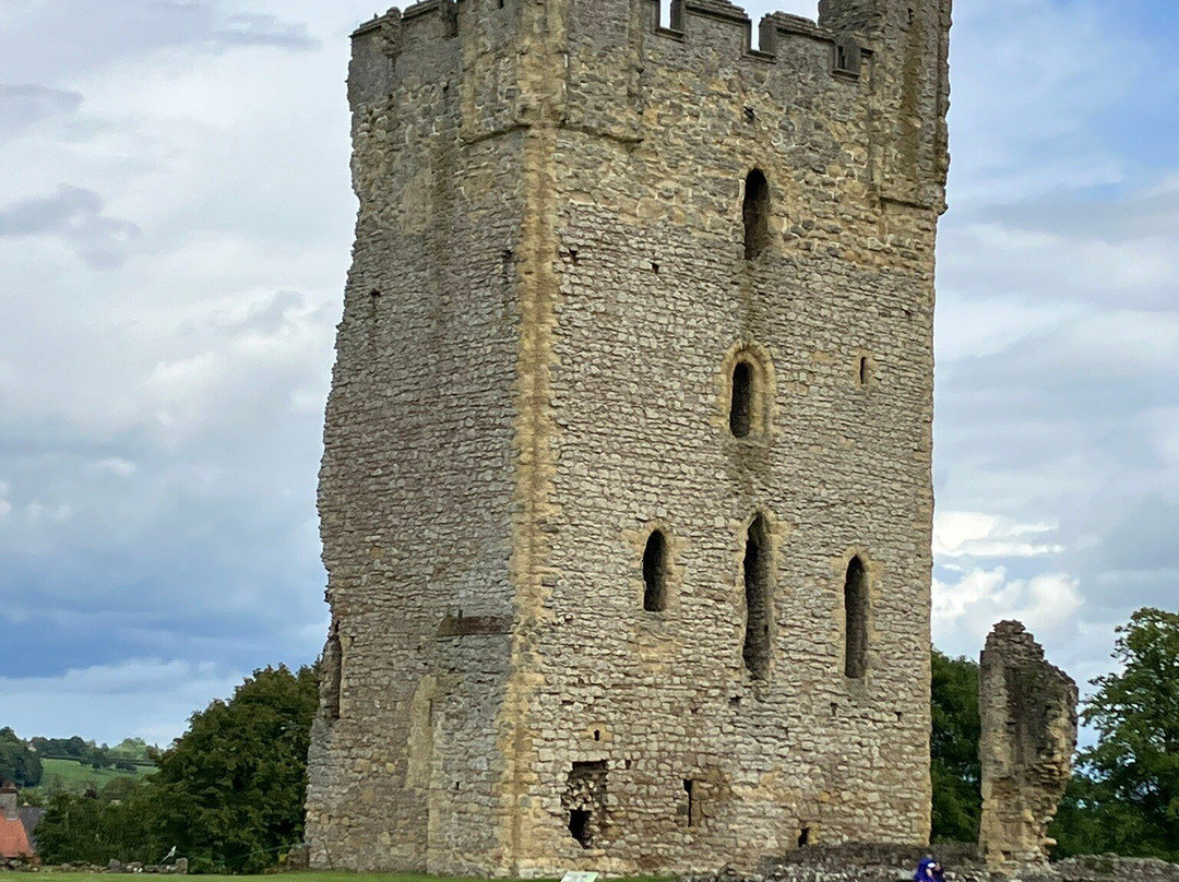 Helmsley Castle景点图片