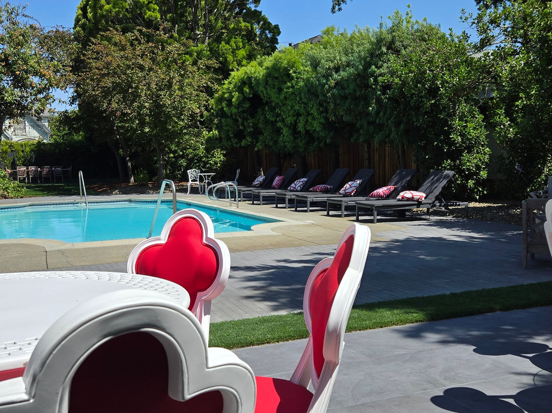 White House Napa主图