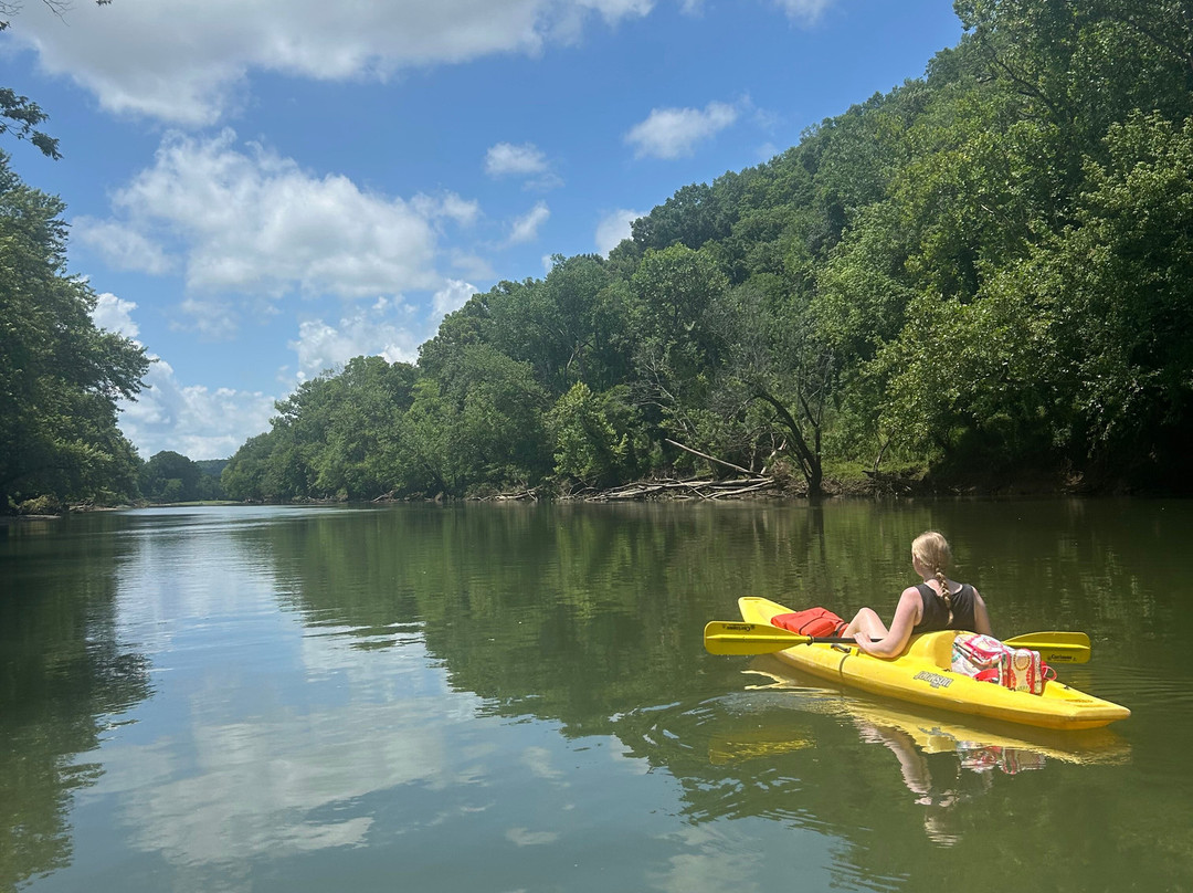 Canoe the Caney-Silver Point必去景点