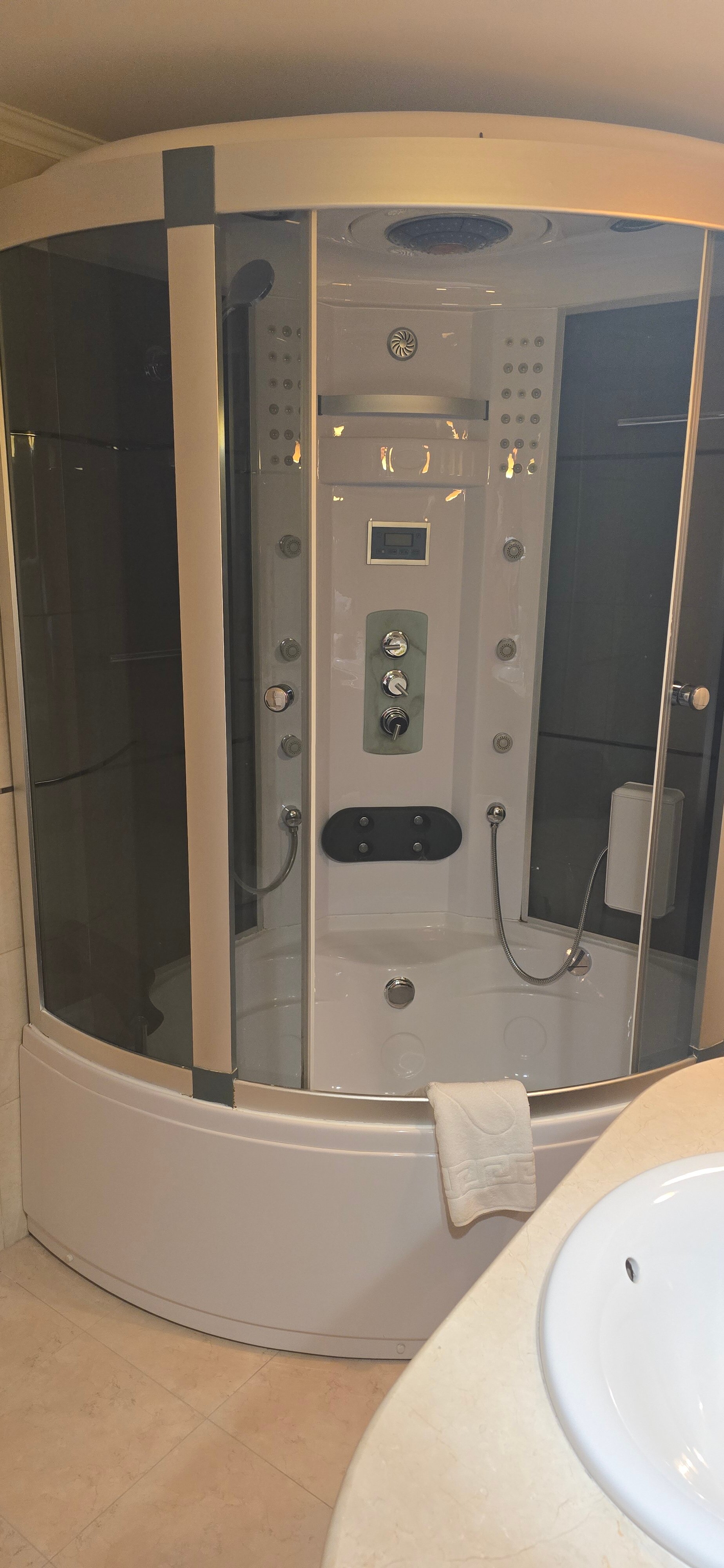 President Hotel Resort-浴室
