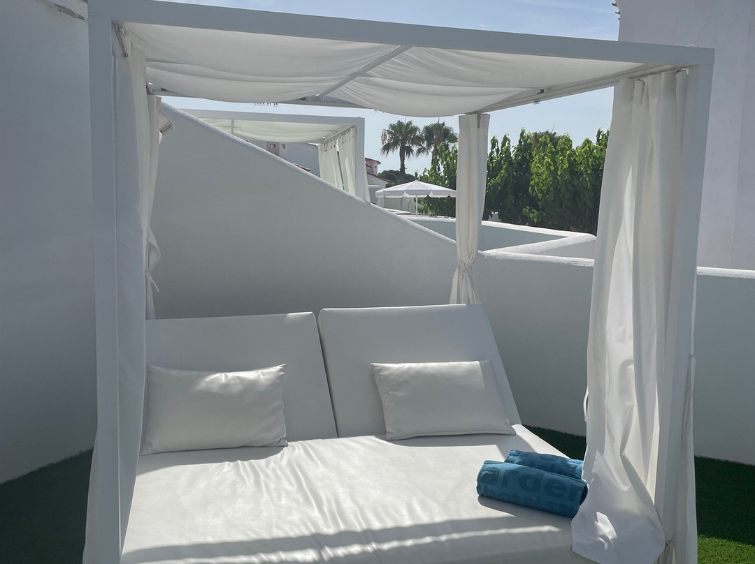 Marinda Garden Aparthotel主图