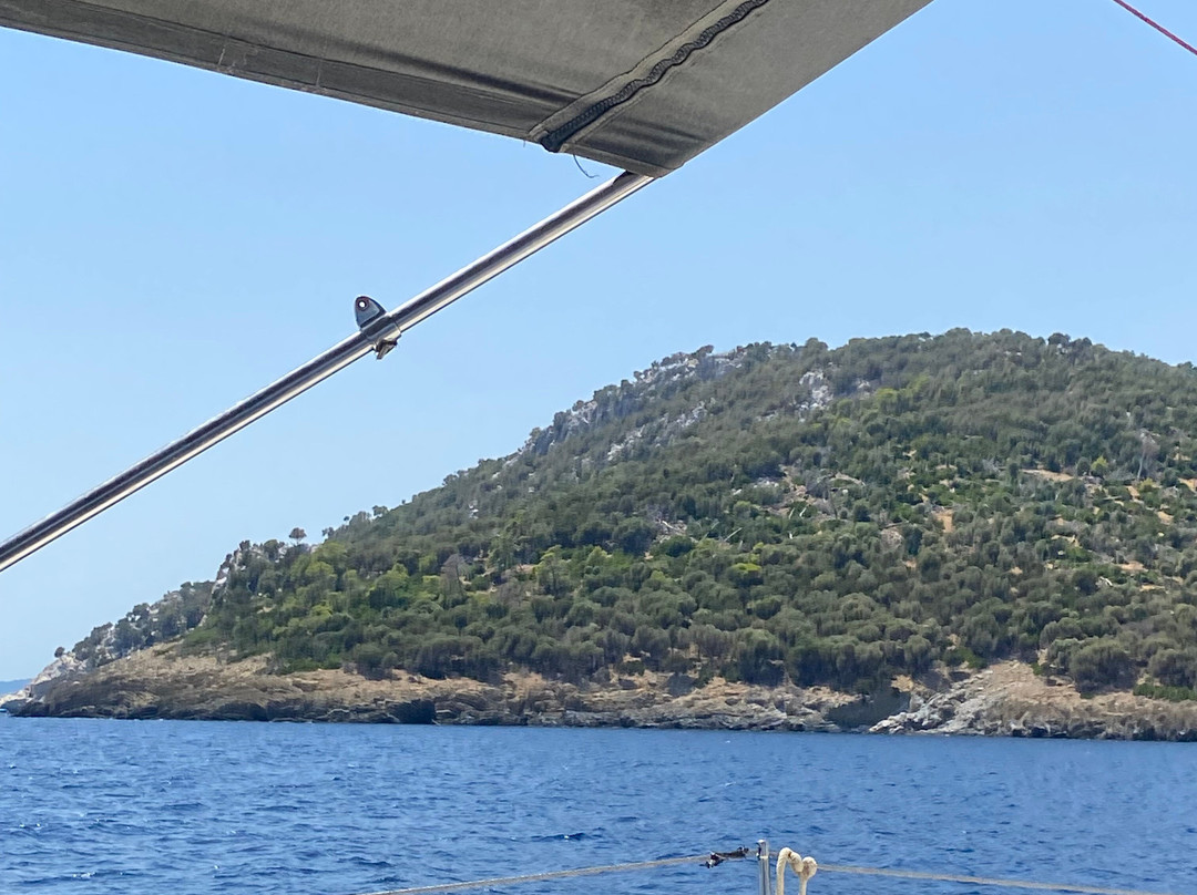 CharterAyacht-Neos Marmaras必去景点